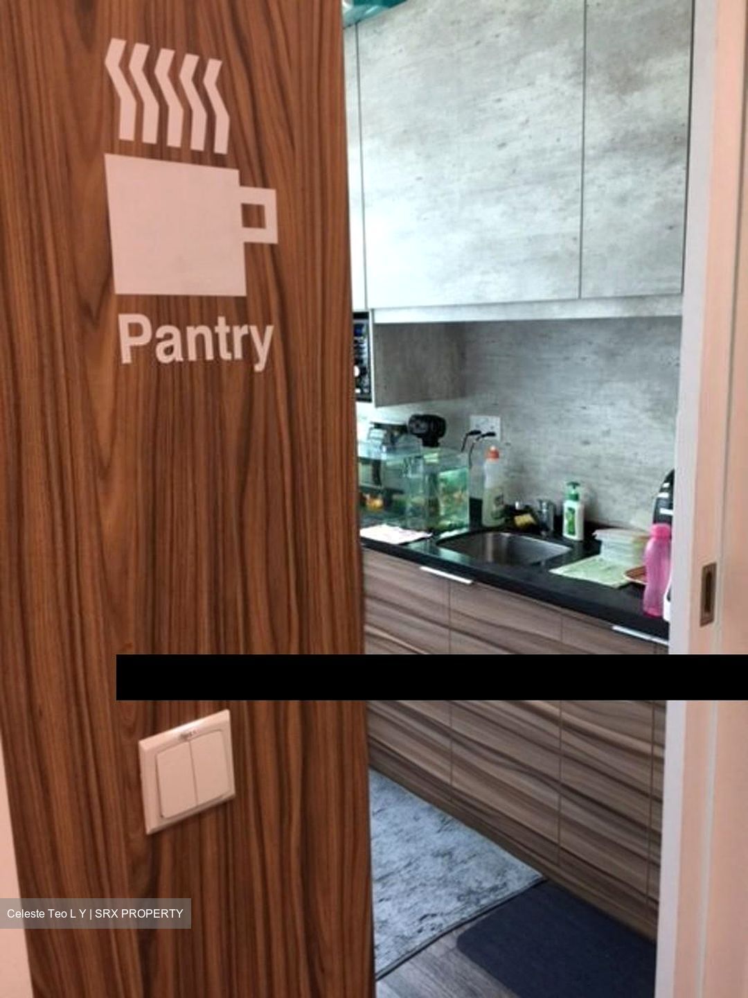 La Dolce Vita (D19), Office #464407021
